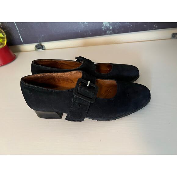 BeautiFeel Mary Jane Heels Size 37 (6-6.5US) - Picture 6 of 8